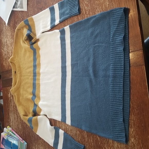 Tunic sweater - Picture 2 of 3